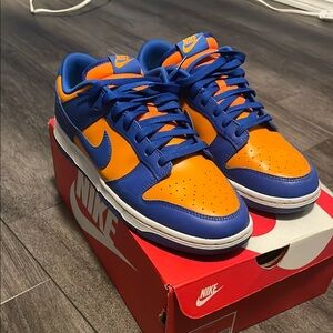 Nike Dunks size 11